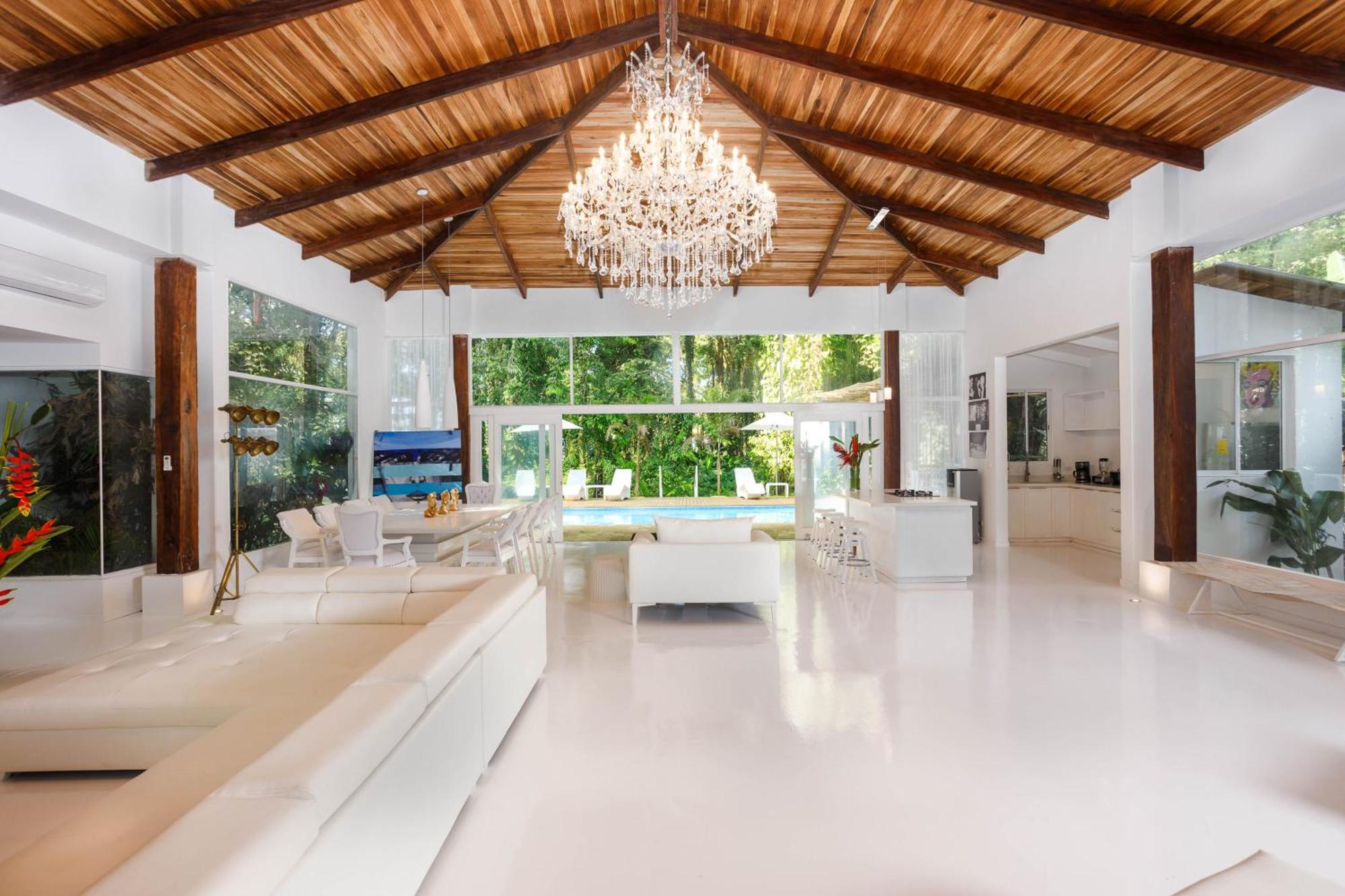 Le Cameleon Boutique Hotel Puerto Viejo de Talamanca Bagian luar foto